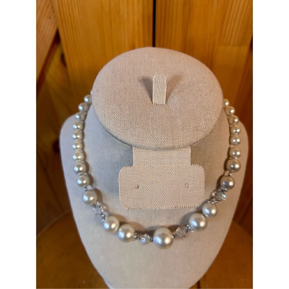 Vintage cream beaded choker Japan (4564)￼